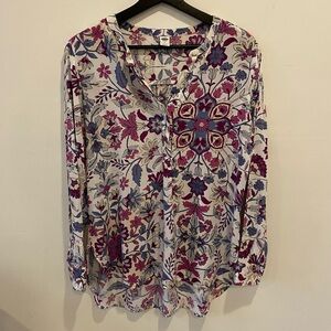 Floral long sleeve blouse curved hem colourful button front